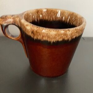 Vintage Hull Brown Cream Drip Glaze Coffee Tea Cup